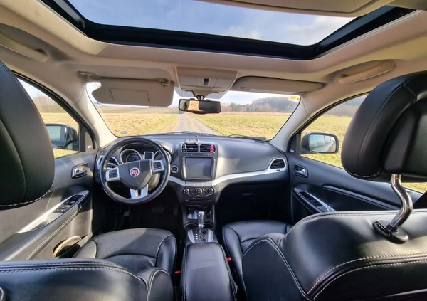 Fiat Freemont cena 47500 przebieg: 232000, rok produkcji 2012 z Jasło małe 172